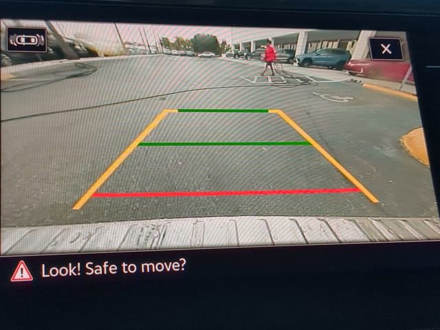 Certified 2021 Volkswagen Tiguan SE image 21