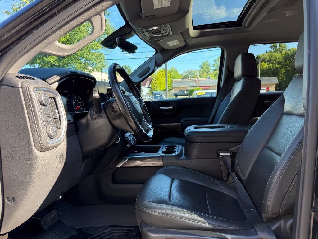 Used 2021 Chevrolet Silverado 1500 LTZ w/ LTZ Premium Package AWD/4WD image 17