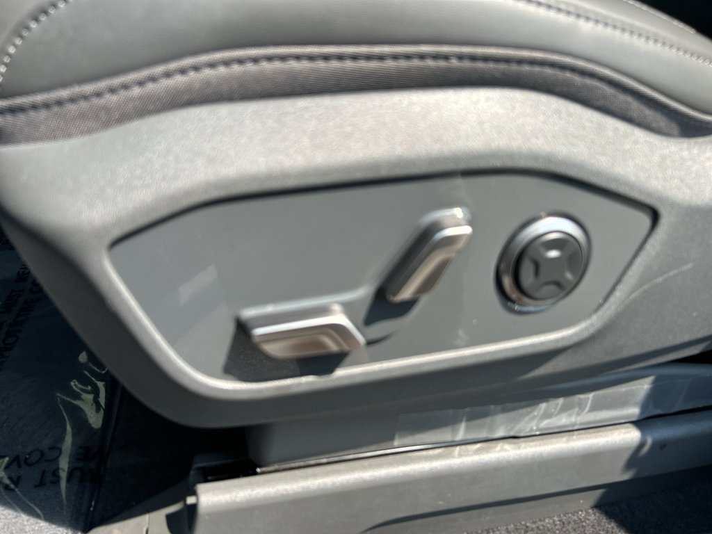 Certified 2026 Kia EV9 Wind AWD/4WD image 22