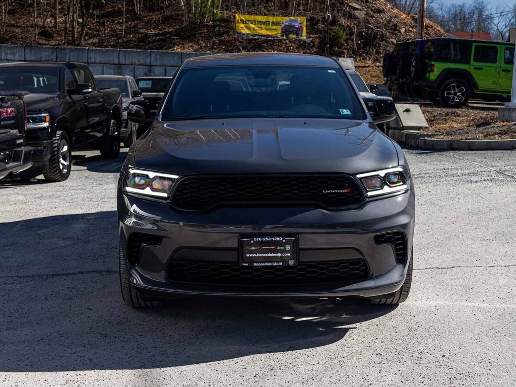 Used 2025 Dodge Durango GT image 2