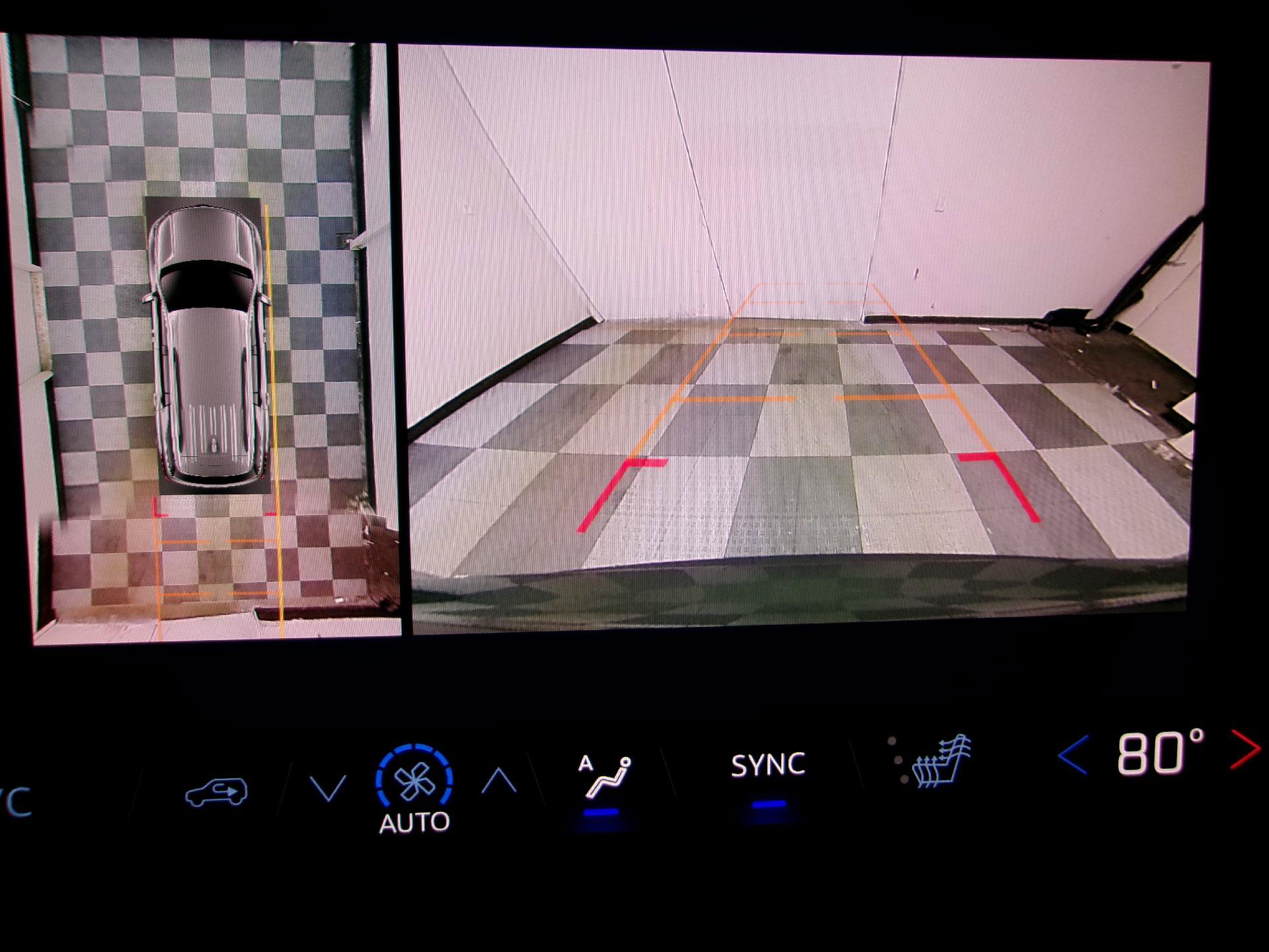 New 2027 Chevrolet Traverse LT w/ Driver Confidence Package FWD image 4