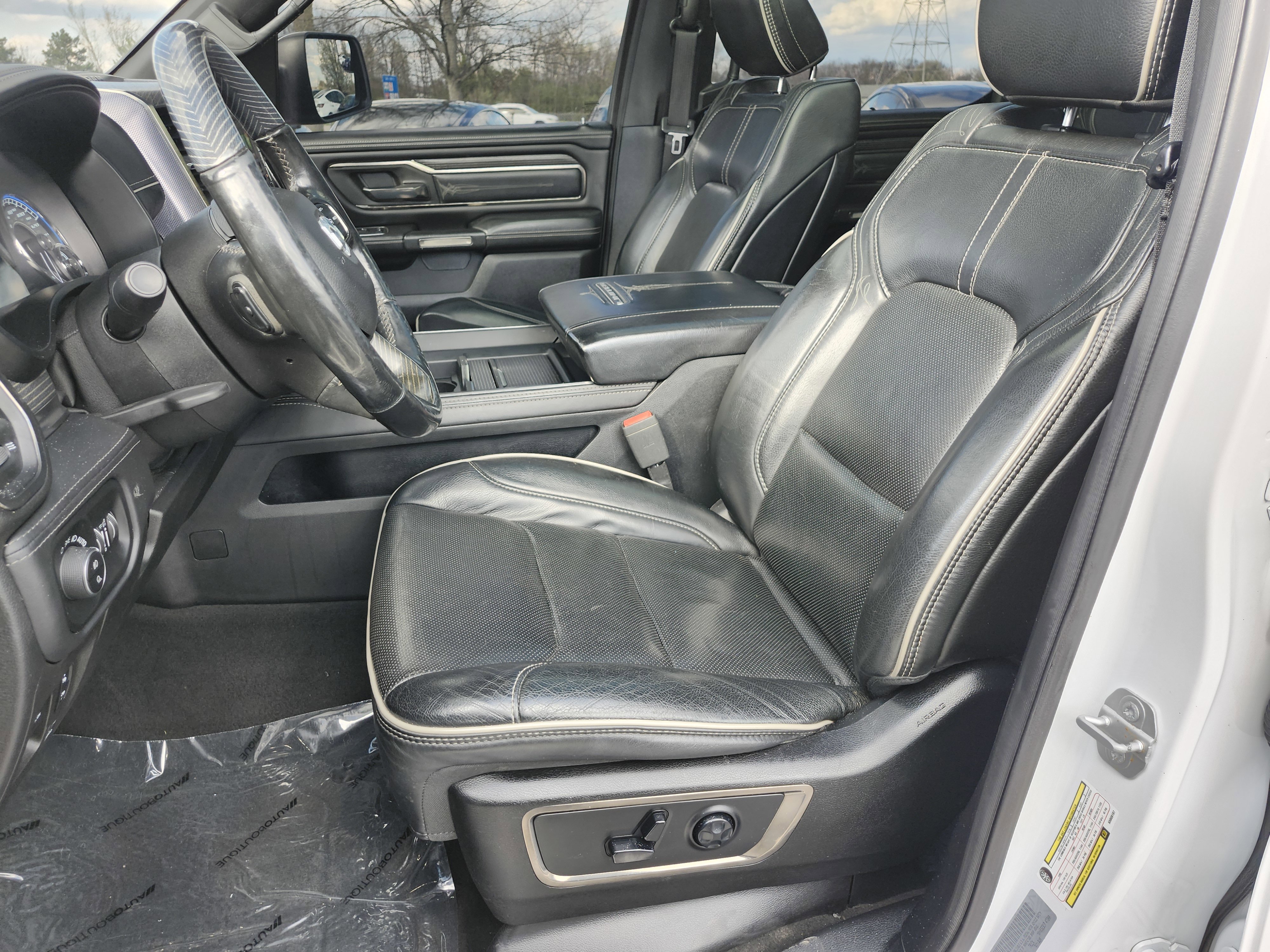 Used 2019 RAM 1500 Limited image 26