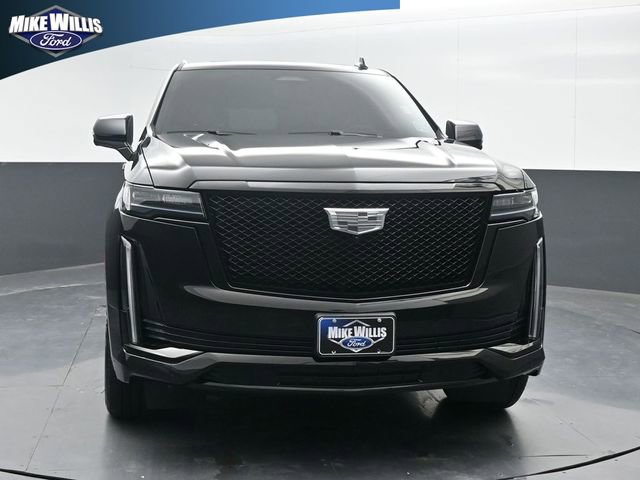 Used 2024 Cadillac Escalade Sport w/ LPO, ONYX Package image 2