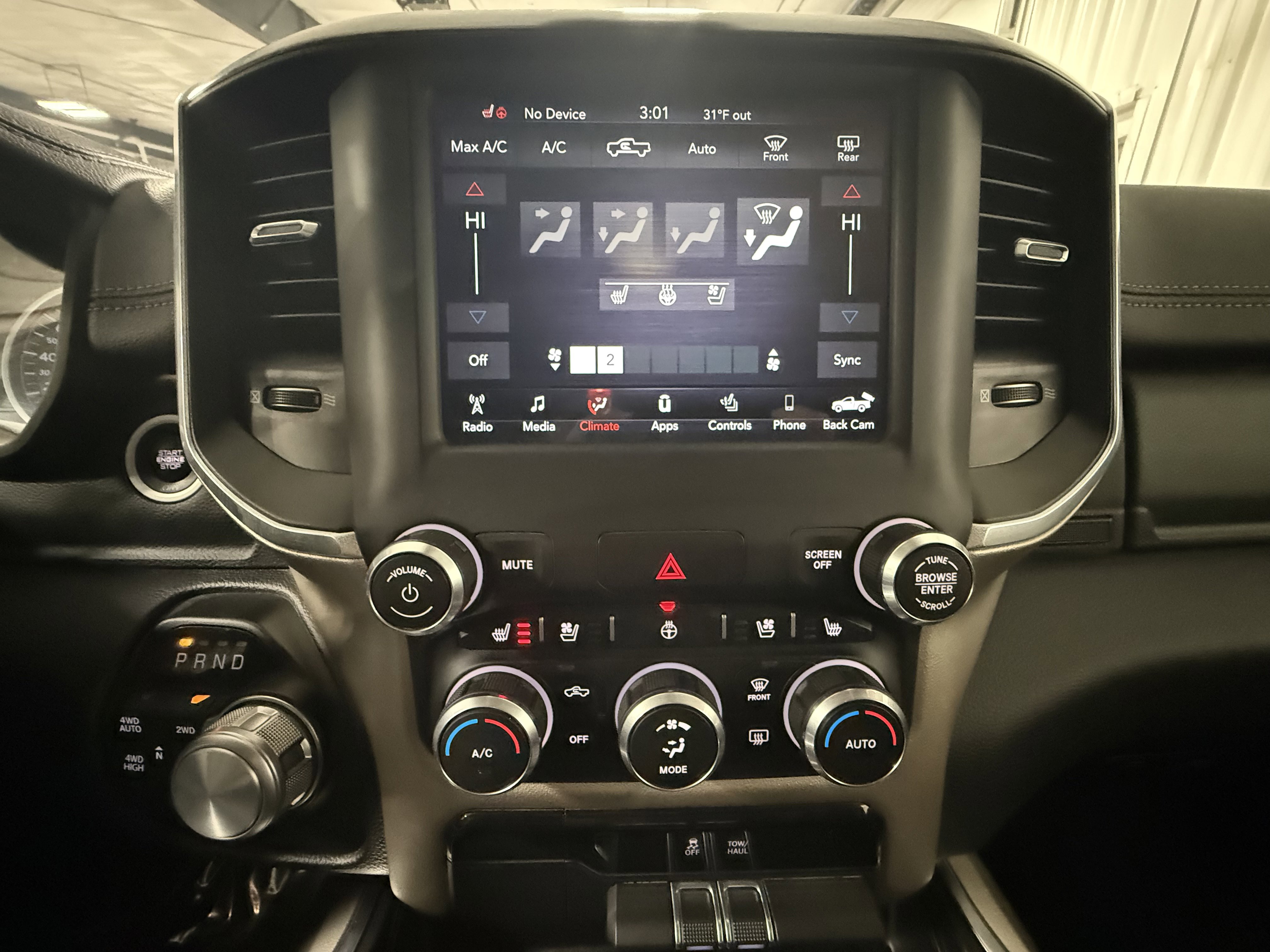 Used 2020 RAM 1500 Laramie image 30