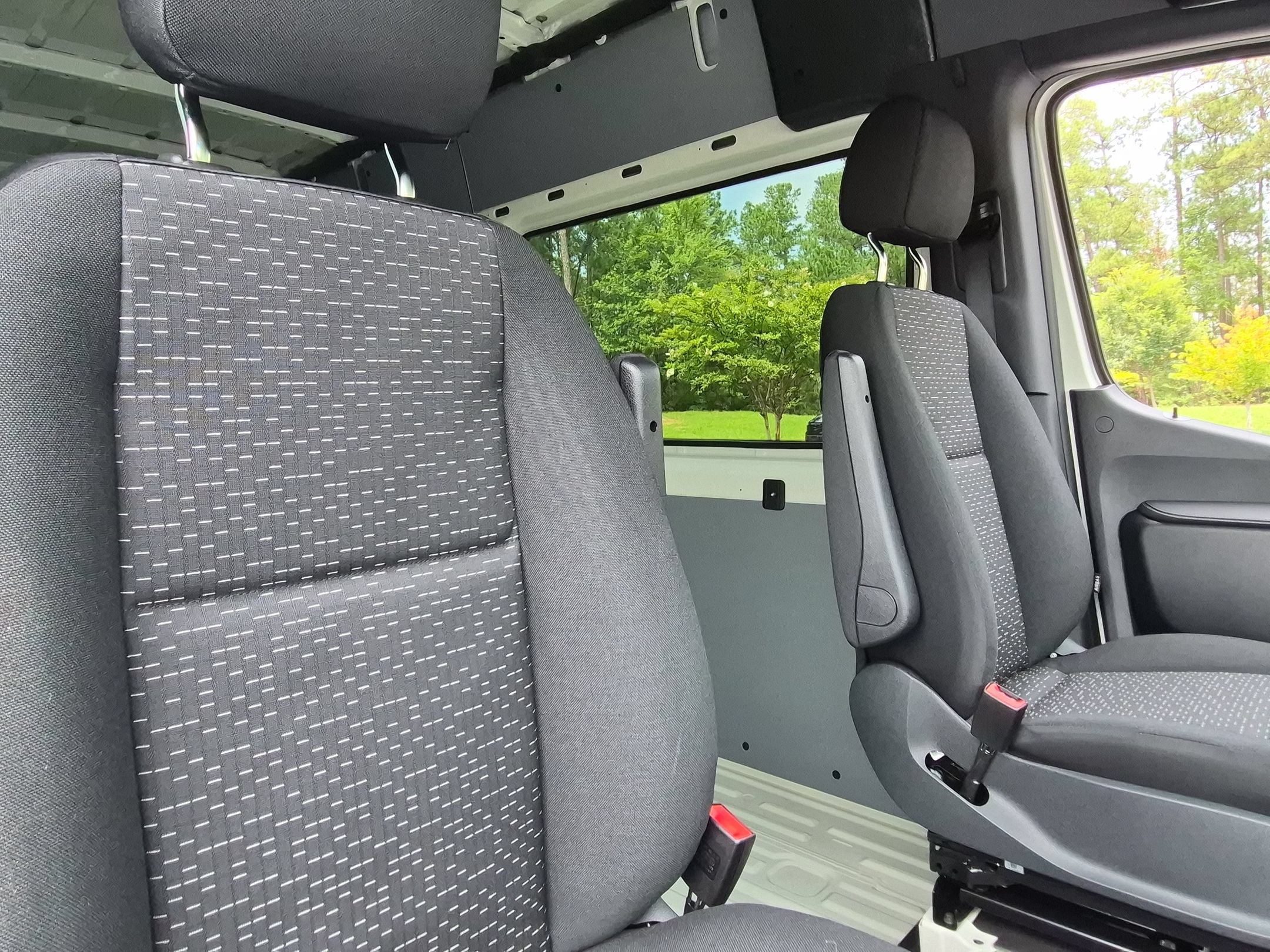New 2026 Mercedes-Benz Sprinter 2500 image 31