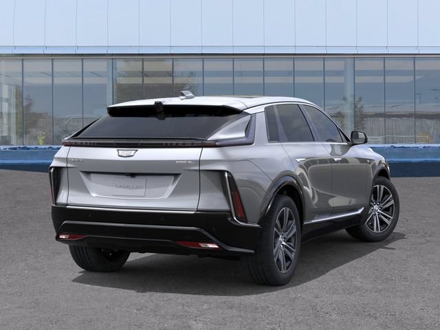 New 2026 Cadillac Lyriq Luxury w/ LPO, Floor Liner Package AWD/4WD image 4
