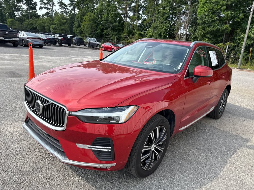 Used 2022 Volvo XC60 B5 Inscription w/ Advanced Package AWD/4WD image 4
