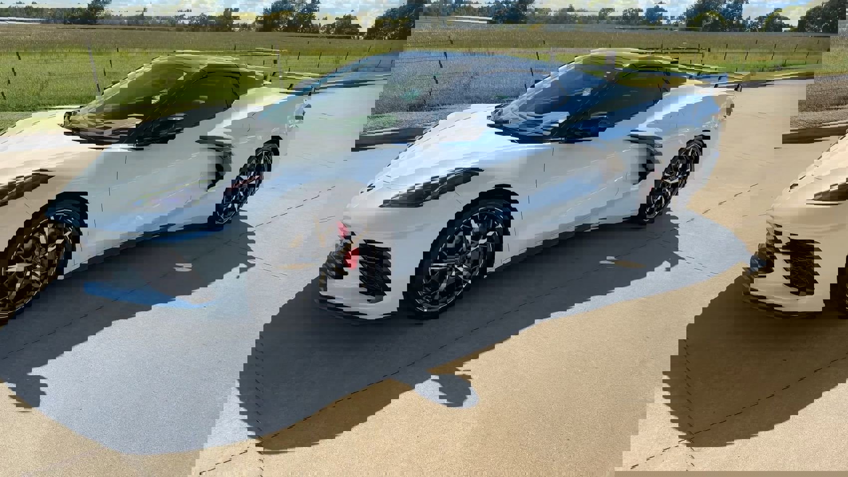 Used 2022 Chevrolet Corvette Stingray Premium Conv w/ Z51 Performance Package image 5