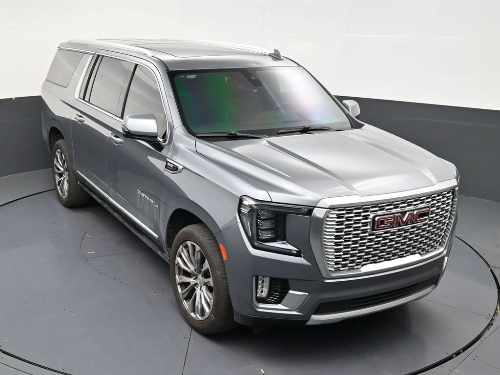 Used 2021 GMC Yukon XL Denali w/ Denali Premium Package RWD image 18