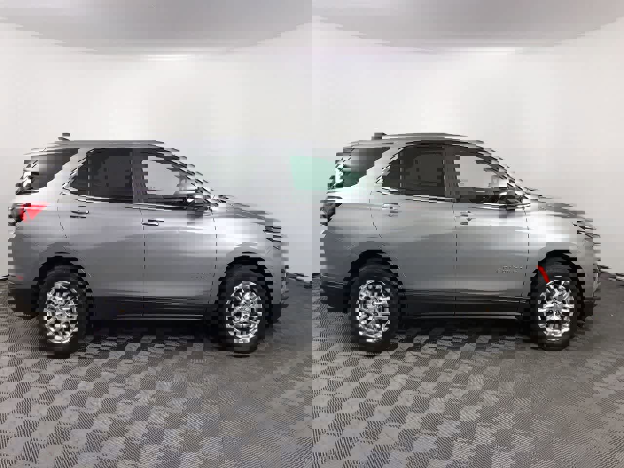 Used 2023 Chevrolet Equinox LT image 9