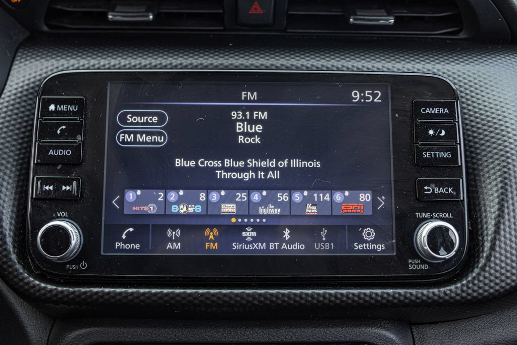 Used 2022 Nissan Kicks SV FWD image 16