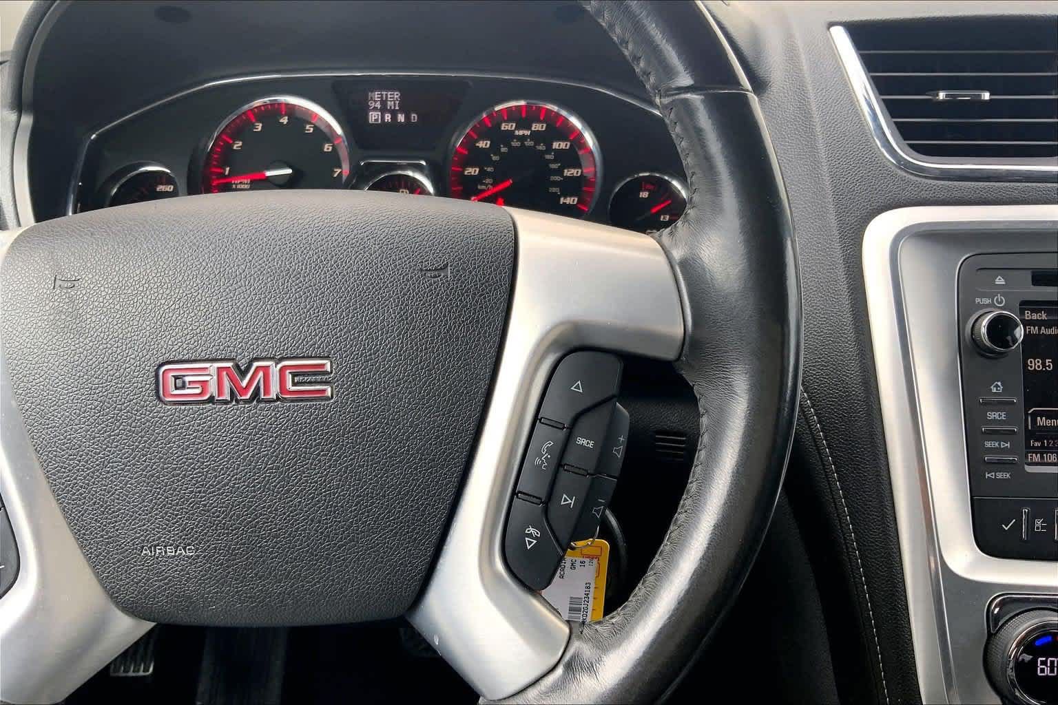 Used 2016 GMC Acadia SLT w/ Open Road Package FWD image 25
