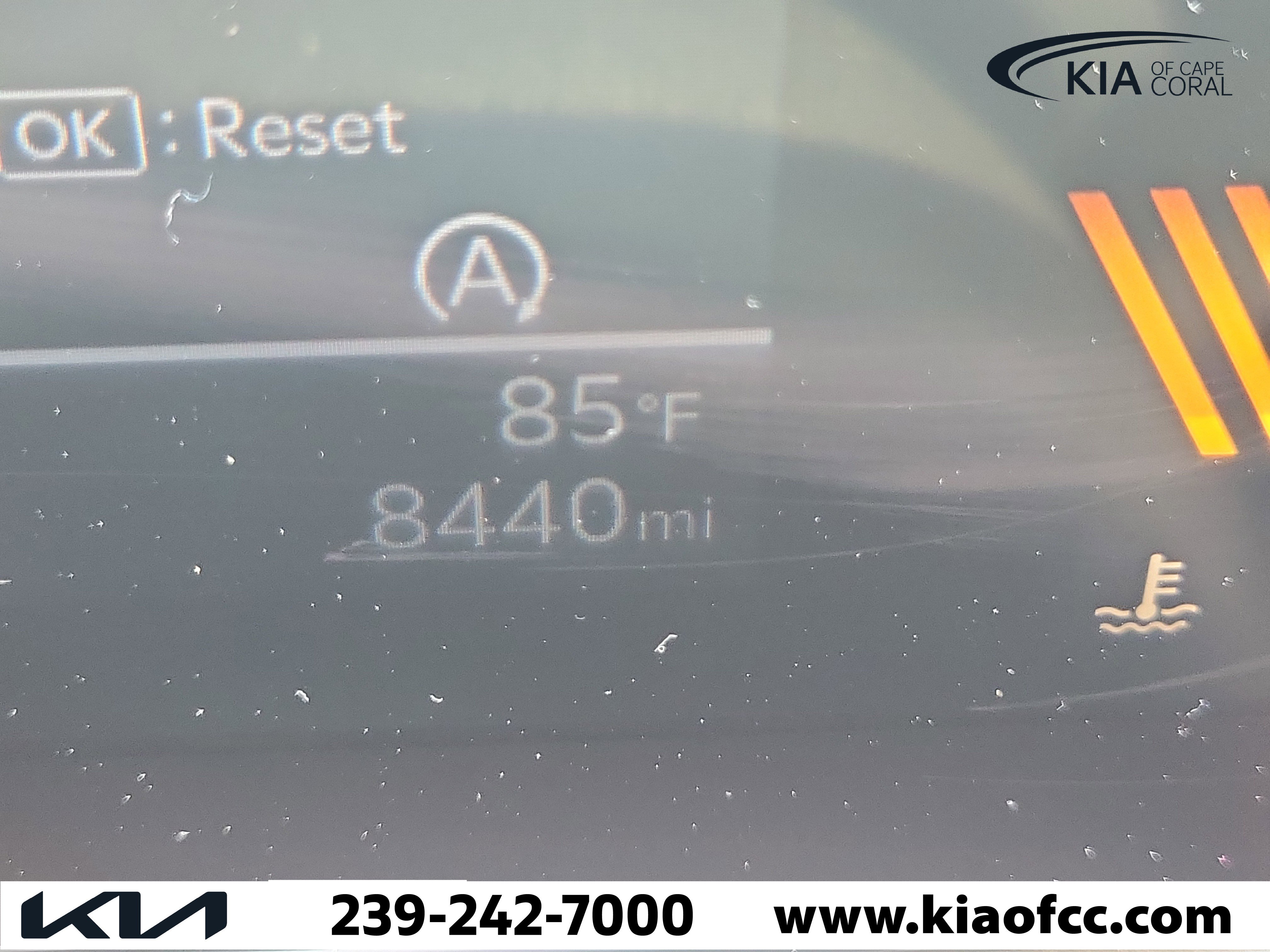 Certified 2025 Kia Sorento S FWD image 22