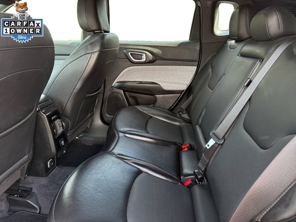 Used 2023 Jeep Compass Latitude AWD/4WD image 14