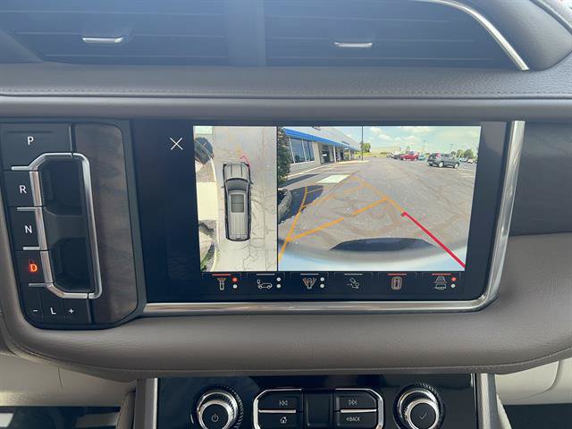 Used 2023 GMC Yukon Denali w/ Advanced Technology Package AWD/4WD image 24
