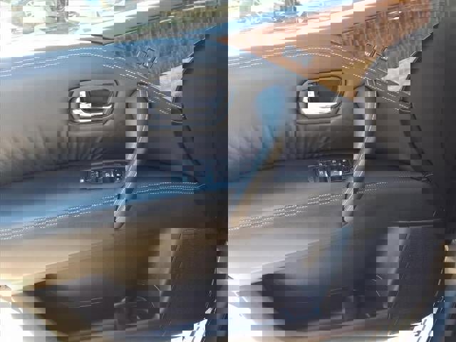 Used 2019 Nissan Armada SL w/ Premium Package image 18