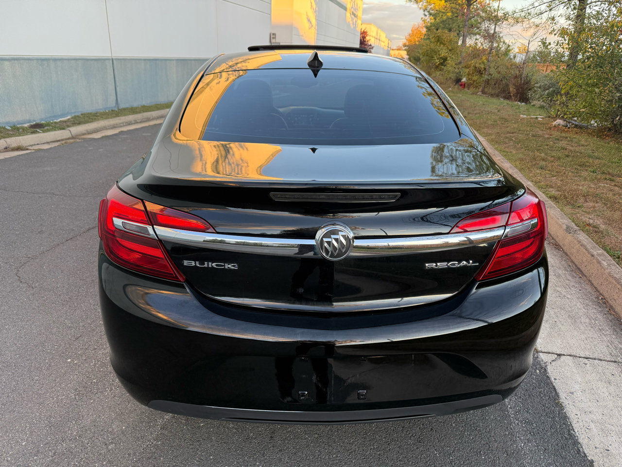 Used 2015 Buick Regal image 7