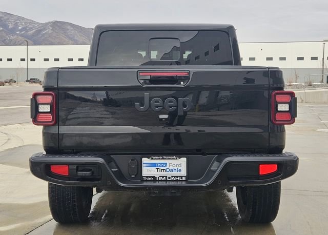 Used 2022 Jeep Gladiator Overland image 4