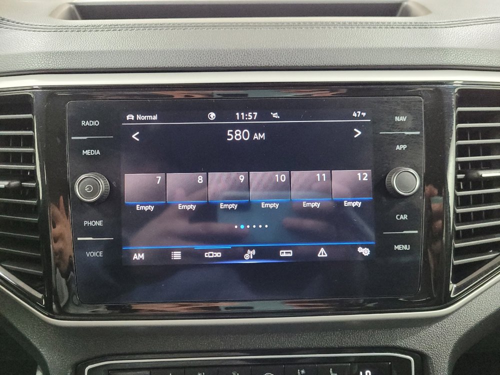 Used 2021 Volkswagen Atlas SEL Premium image 25