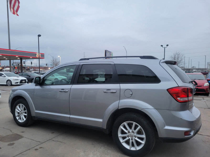 Used 2017 Dodge Journey SXT w/ Safe & Sound Group image 5
