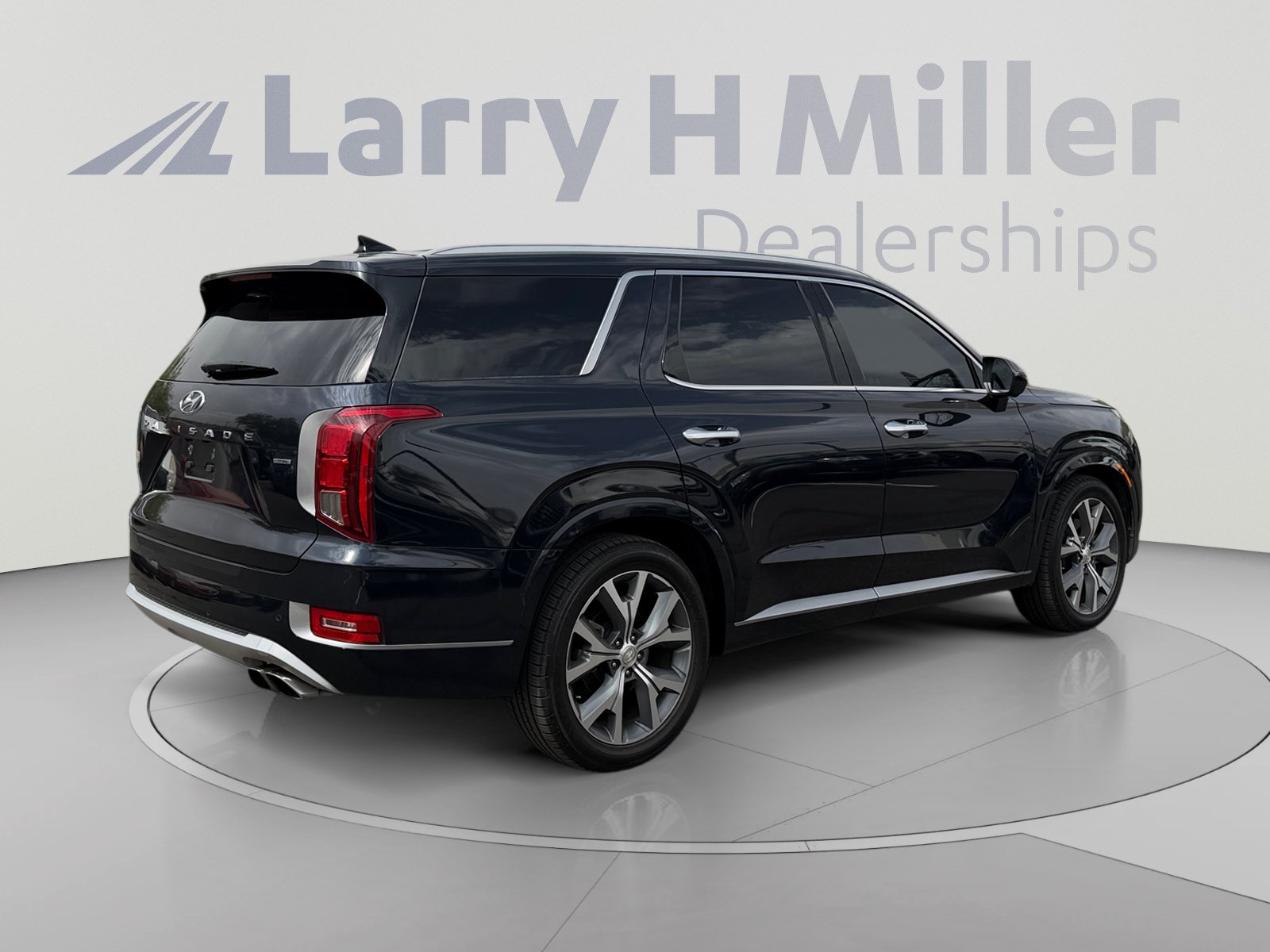 Used 2021 Hyundai Palisade Limited w/ Cargo Package AWD/4WD image 5