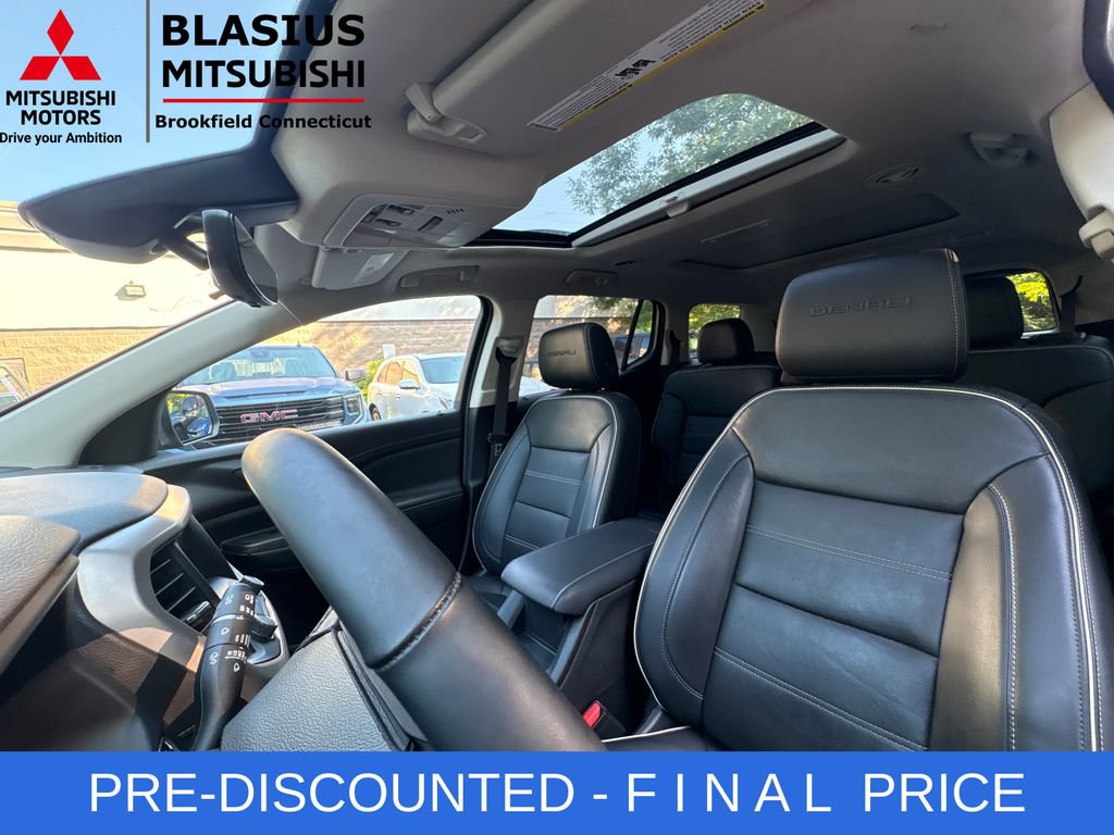 Used 2023 GMC Acadia Denali w/ Black Diamond Edition AWD/4WD image 19