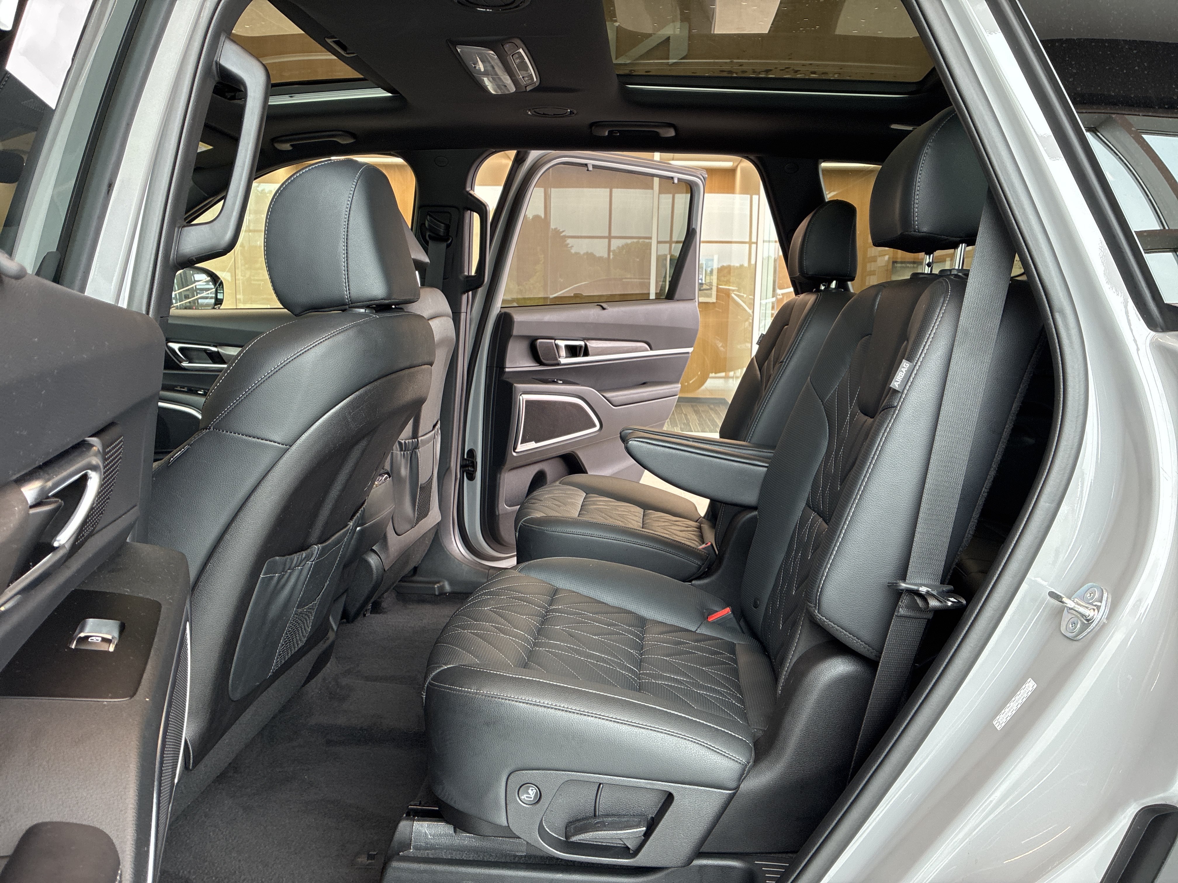 Certified 2025 Kia Telluride SX X-Line AWD/4WD image 12
