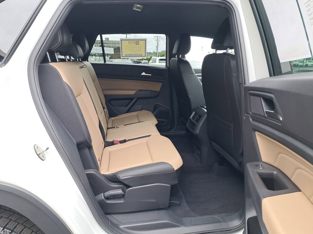 Used 2023 Volkswagen Atlas Cross Sport SE AWD/4WD image 15