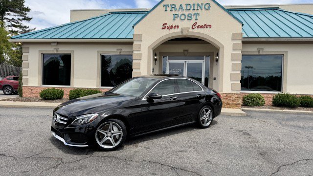 Used 2016 Mercedes-Benz C 300 4MATIC Sedan image 3