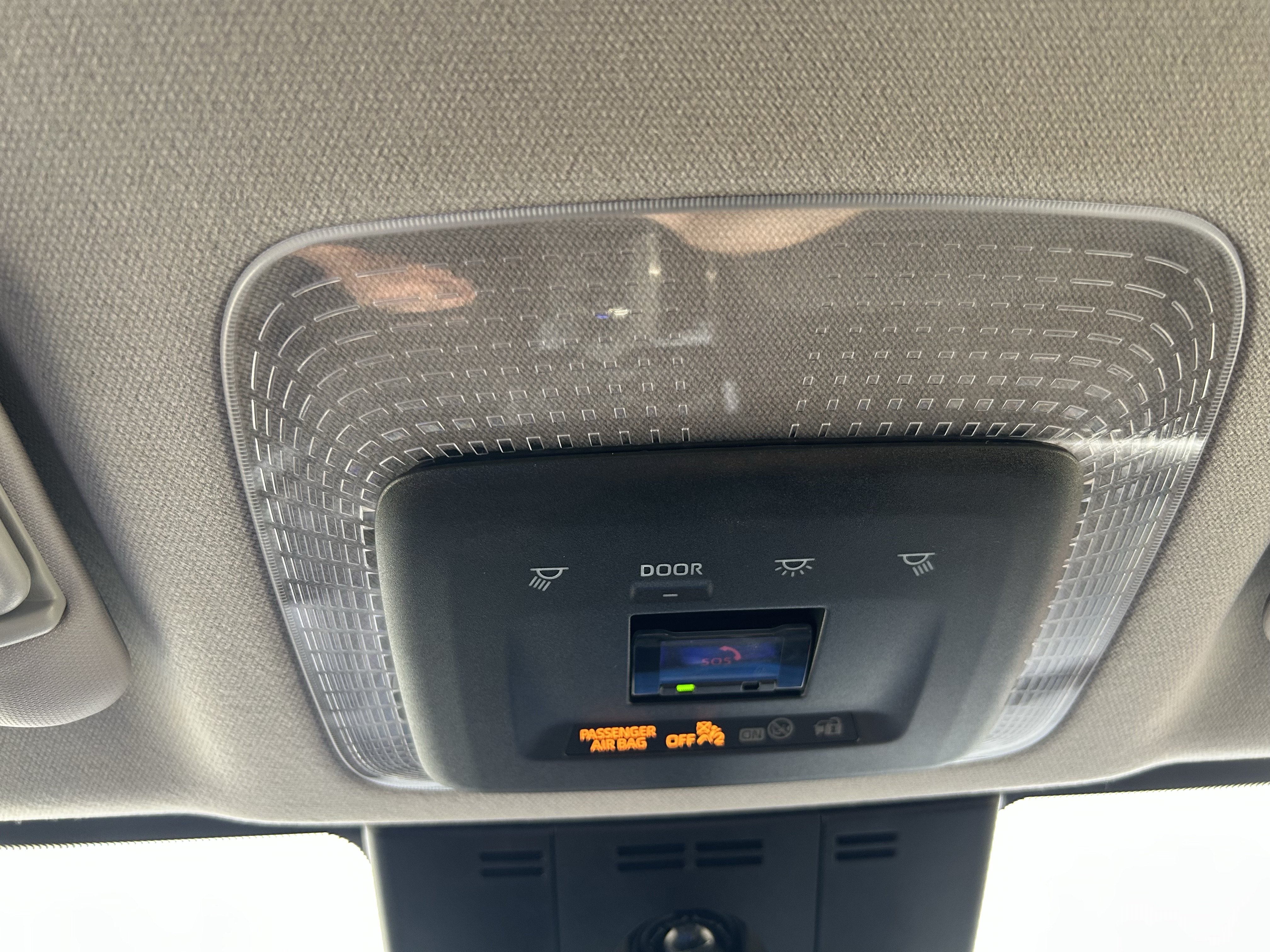 Used 2024 Toyota Prius LE FWD image 32