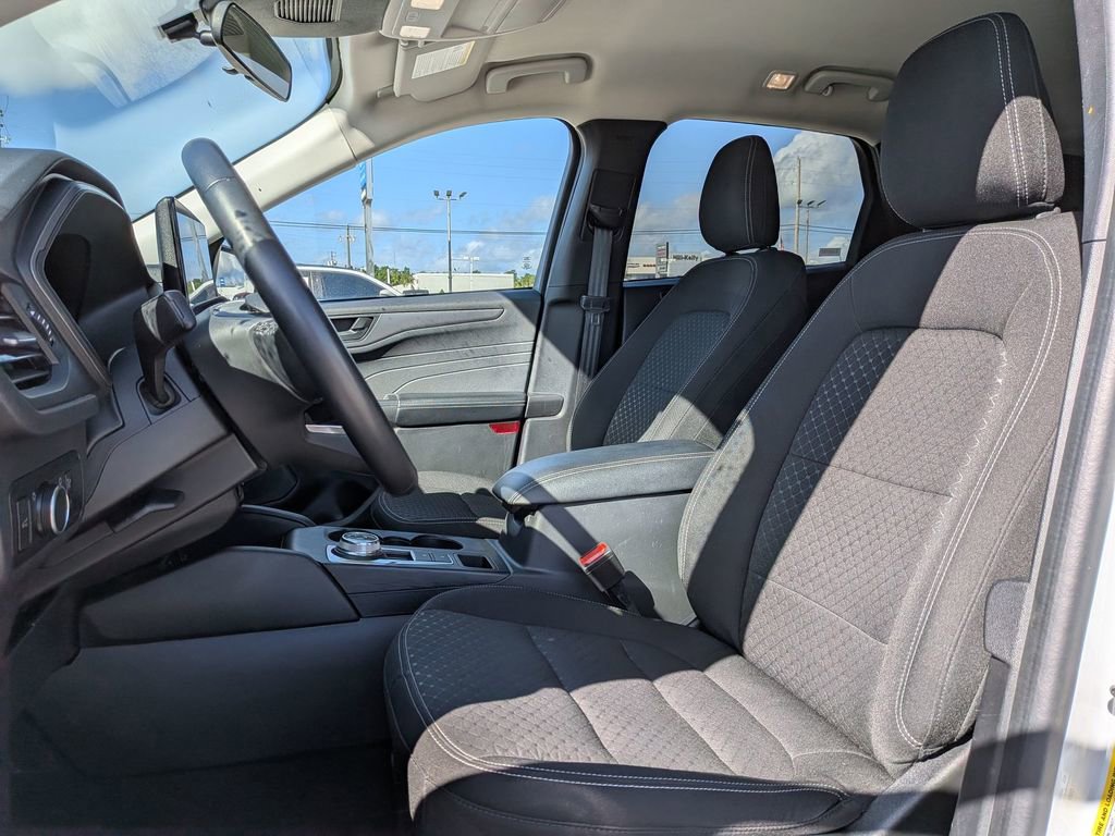 Used 2024 Ford Escape Active w/ Tech Pack #1 AWD/4WD image 14