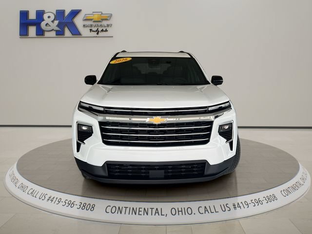 New 2027 Chevrolet Traverse LT w/ Sun and Wheel Package FWD image 2