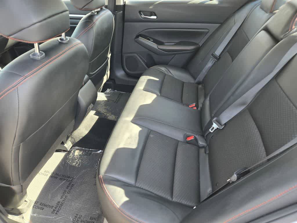 Used 2024 Nissan Altima 2.5 SR image 13