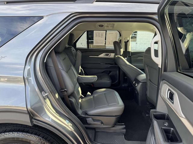 Used 2026 Ford Explorer Active w/ Active Comfort Package AWD/4WD image 12