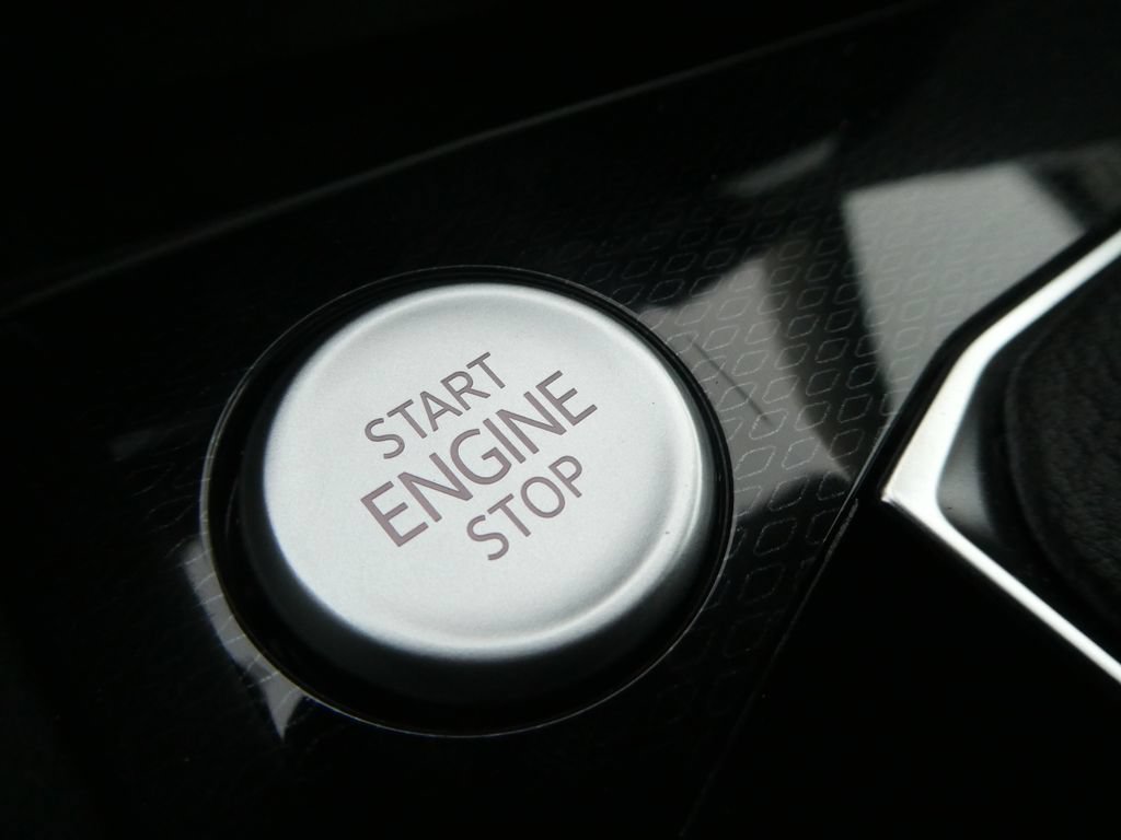 New 2026 Volkswagen Taos SEL AWD/4WD image 35