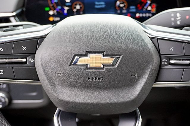 Used 2025 Chevrolet Tahoe LS AWD/4WD image 47