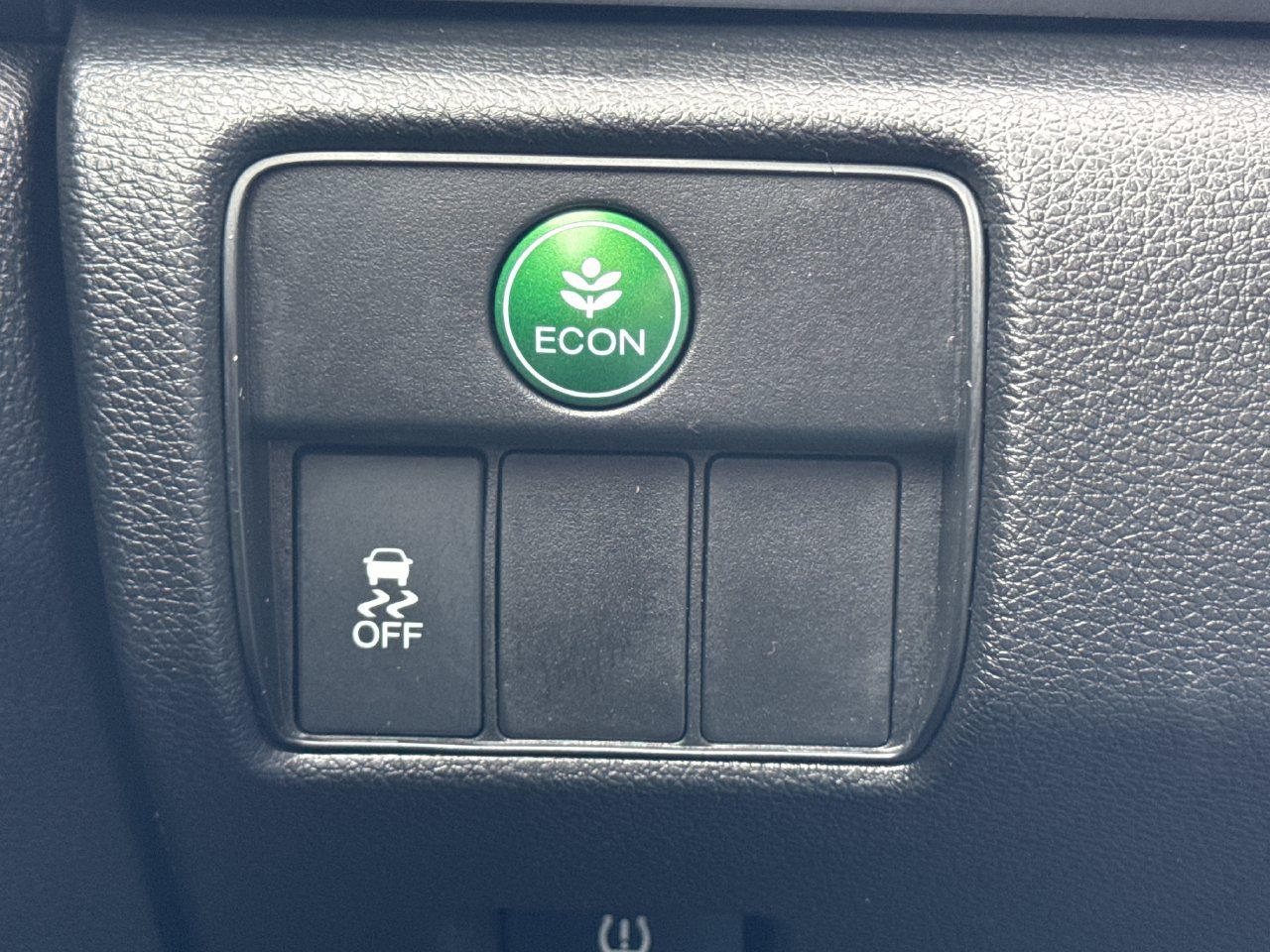 Used 2015 Honda Accord LX image 26