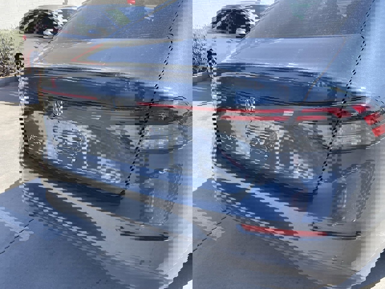 Used 2023 Honda Accord EX image 4
