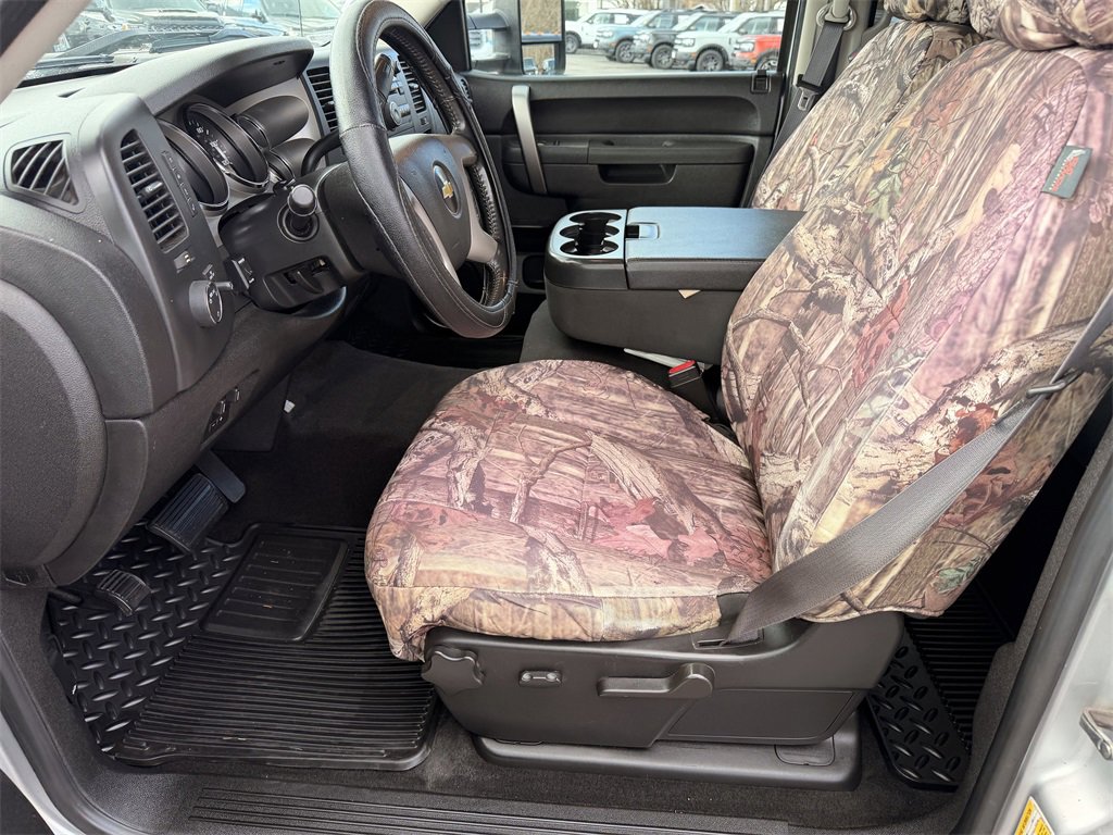 Used 2012 Chevrolet Silverado 2500 LT w/ Interior Plus Package image 14