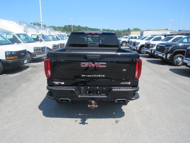 Used 2022 GMC Sierra 1500 AT4 w/ AT4 Premium Package AWD/4WD image 5