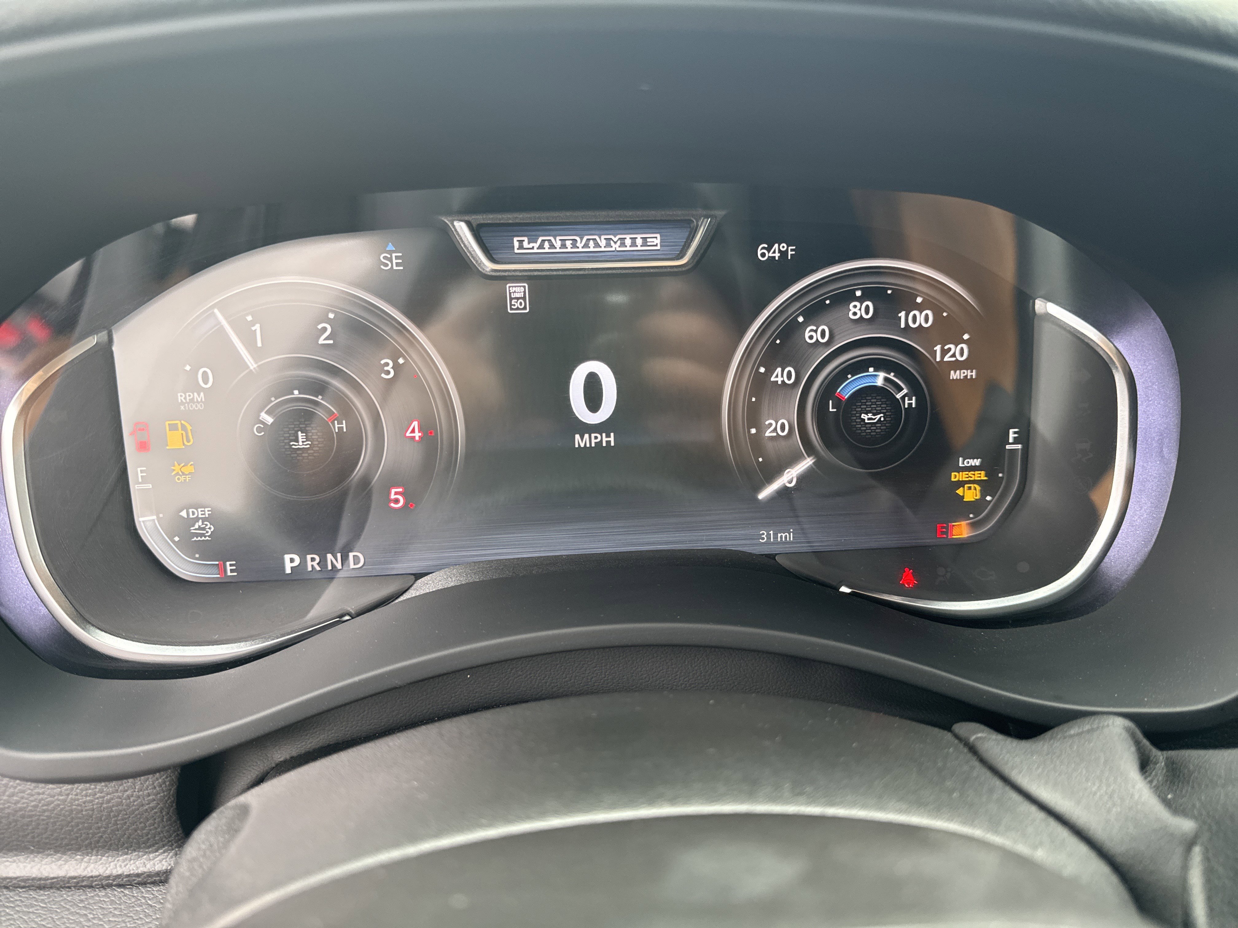 New 2026 RAM 2500 Laramie AWD/4WD image 24