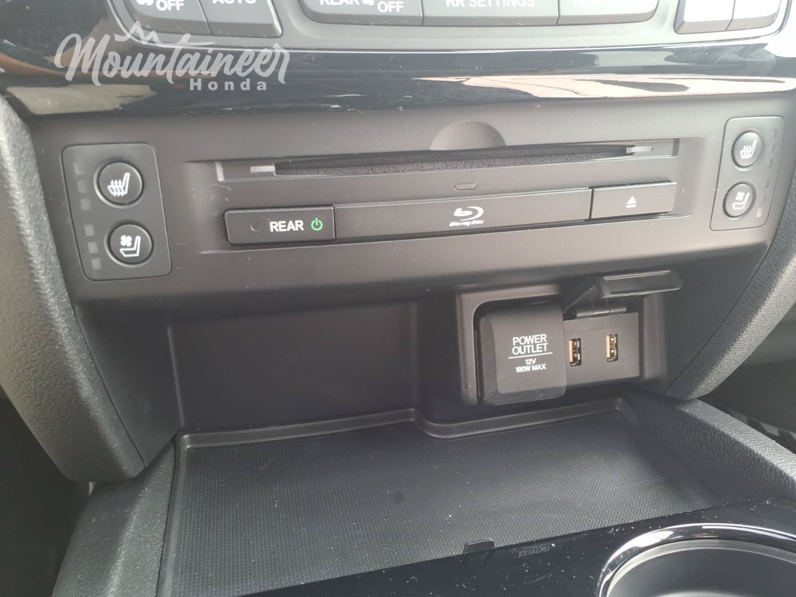 Used 2018 Honda Pilot Elite image 32