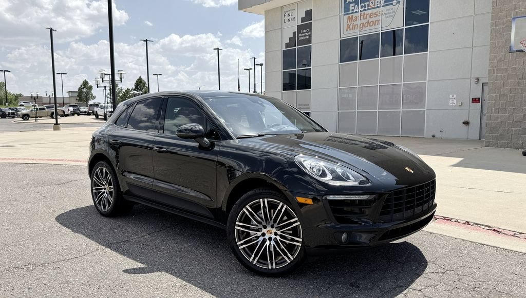Used 2018 Porsche Macan S AWD/4WD image 2