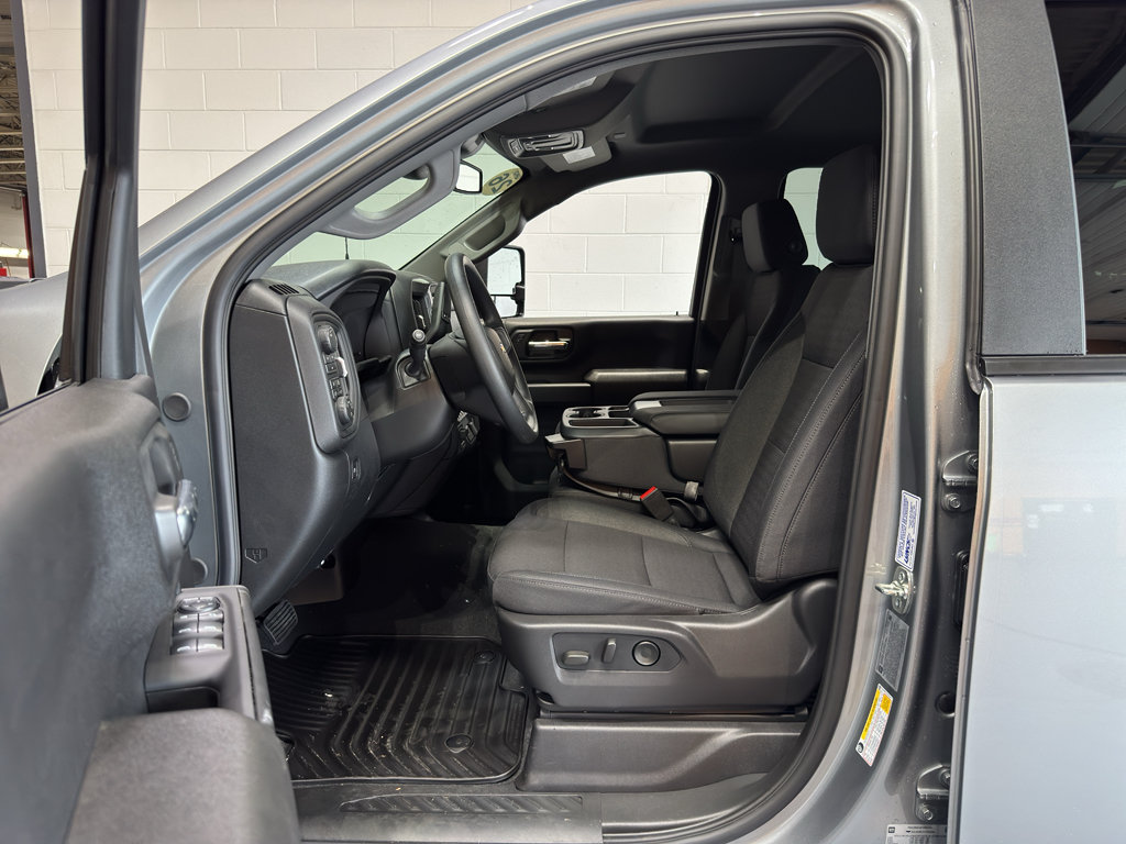 New 2026 Chevrolet Silverado 2500 Custom w/ Custom Convenience Package AWD/4WD image 16