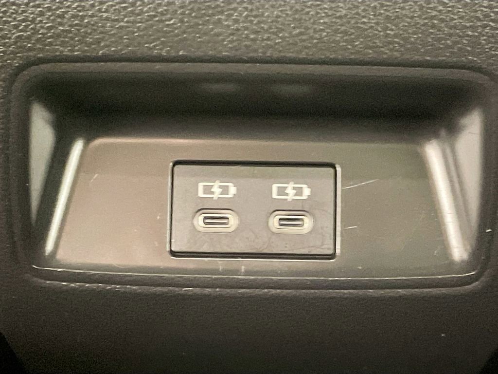 Used 2023 Toyota Corolla LE image 24