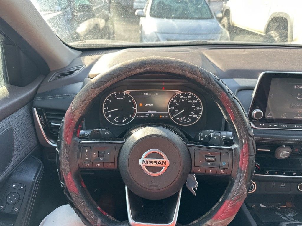 Used 2021 Nissan Rogue SV AWD/4WD image 2