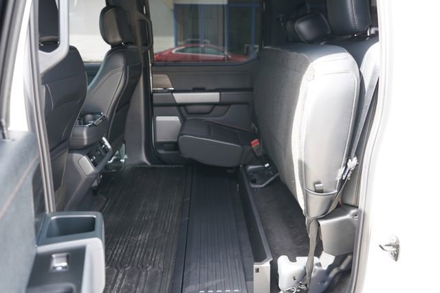 Used 2025 Ford F150 Lariat w/ Equipment Group 501A Mid image 72