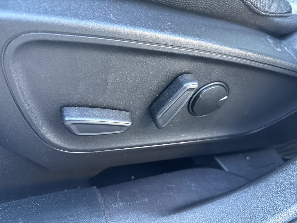 Used 2023 Ford Escape Active AWD/4WD image 23