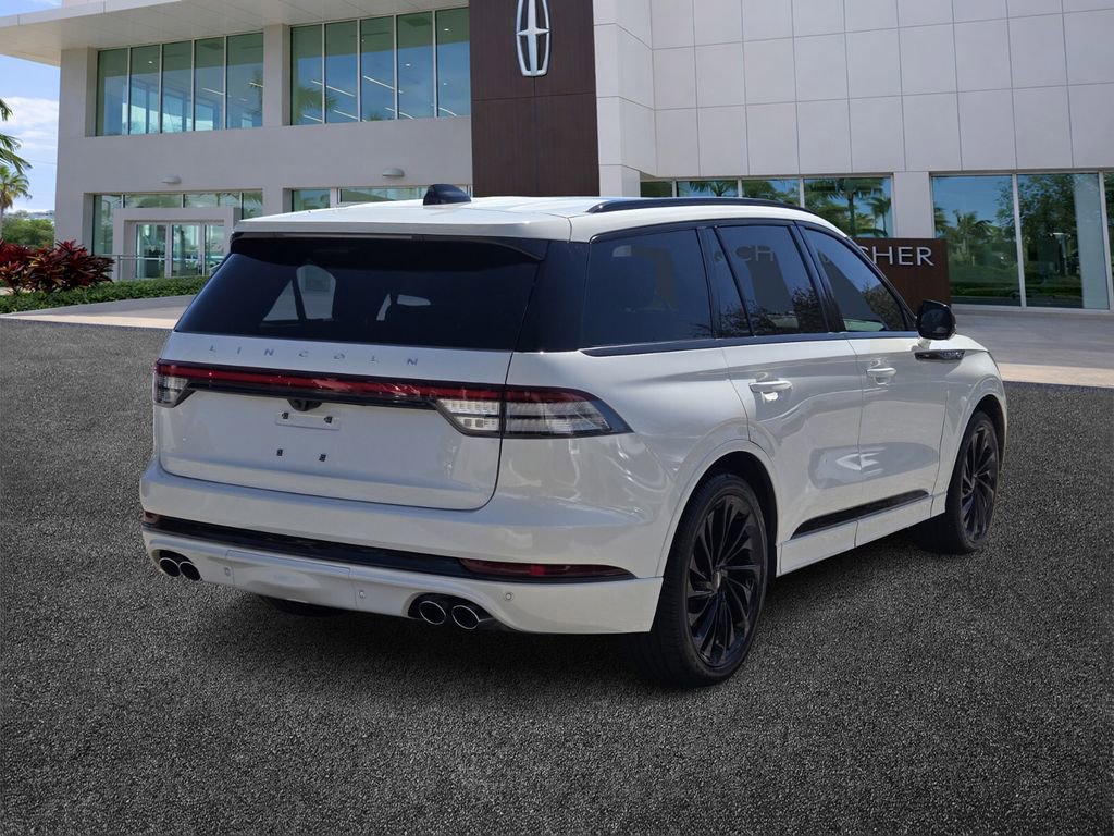 Used 2025 Lincoln Aviator Reserve w/ Luxury Package image 7