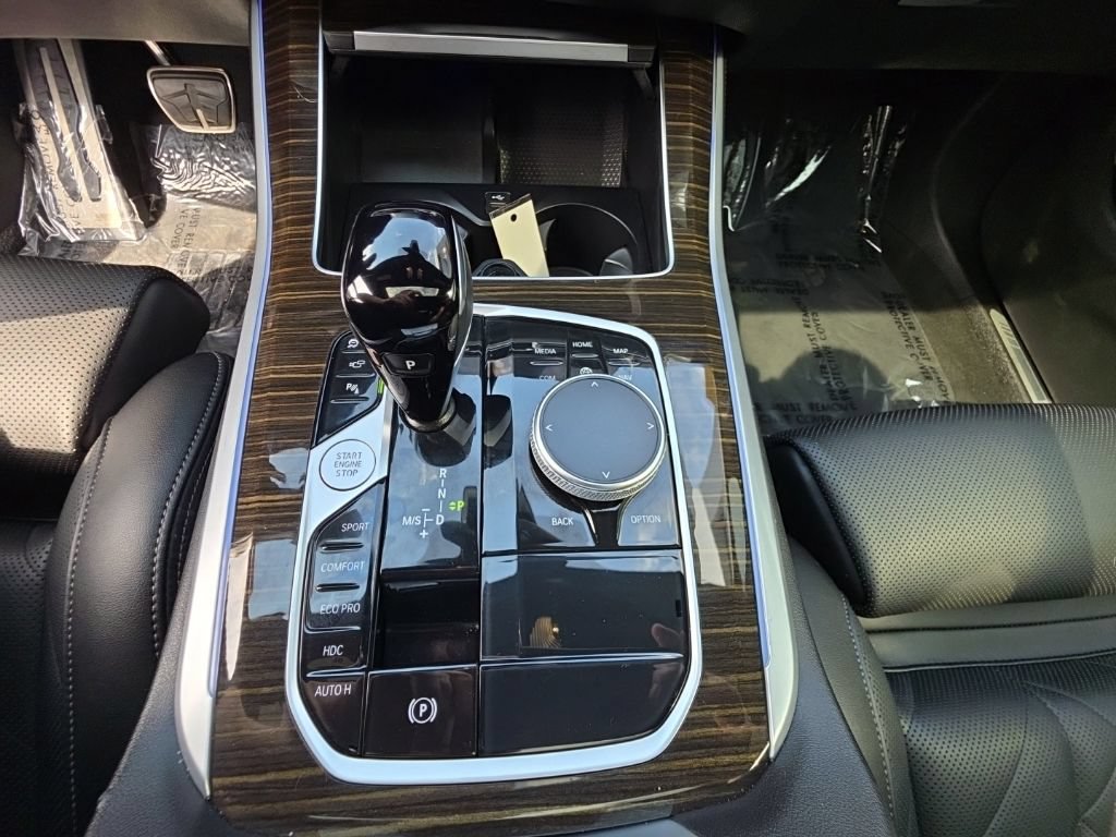 Used 2023 BMW X5 xDrive40i w/ M Sport Package AWD/4WD image 22
